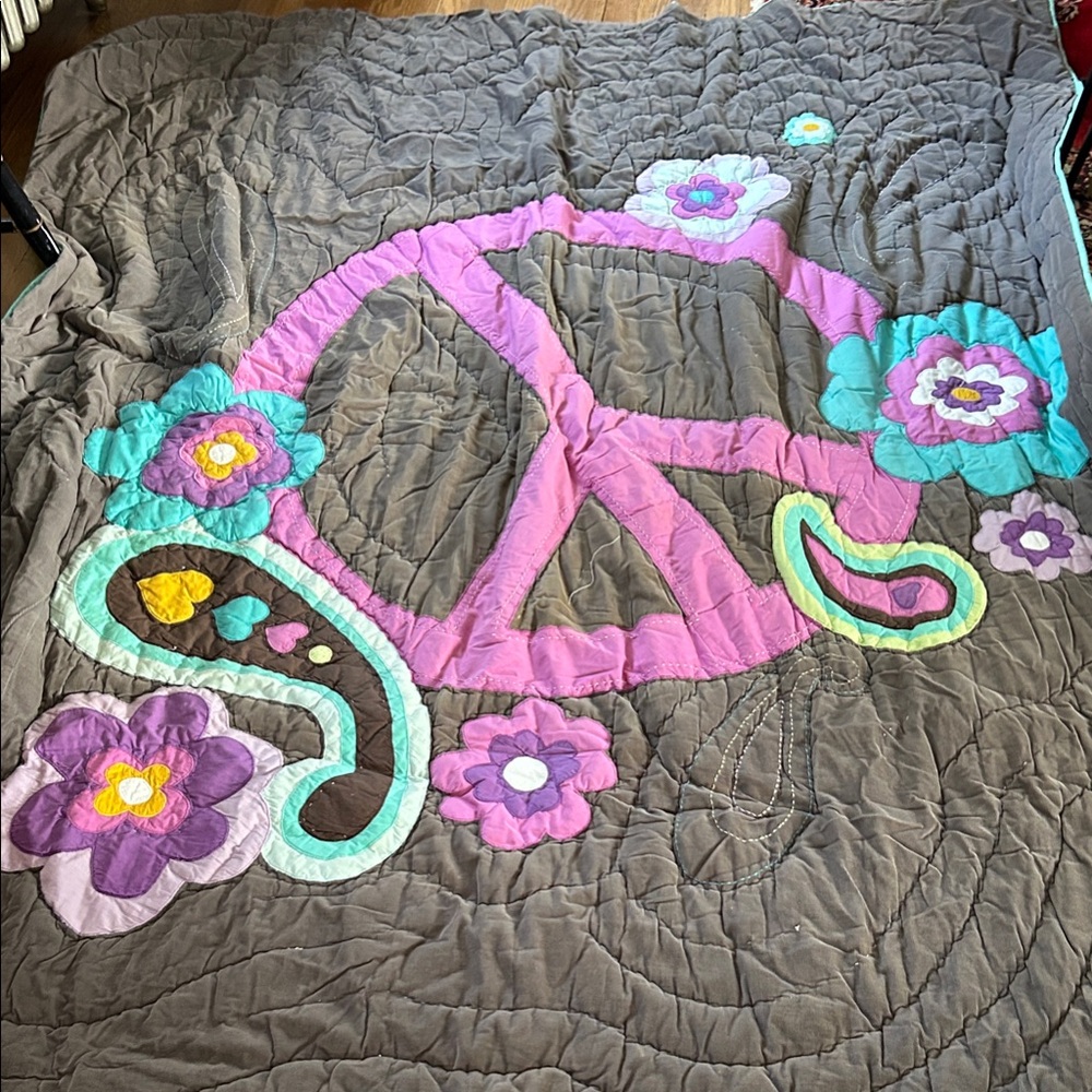 Pottery Barn Teen Gray Twin Quilt with Pink Peace Sign and Floral Appliqué